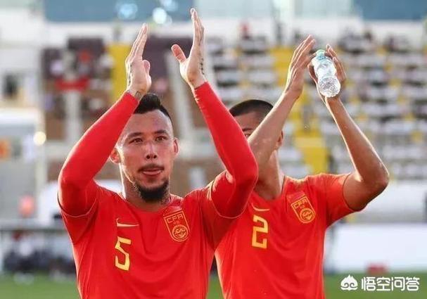 Tóc Bạch Kim Nam